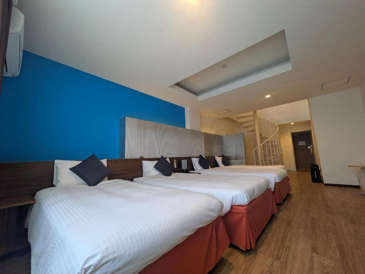 ฮิยางุง ลาไน รีสอร์ต โอกินาวา Hotel Okinawa ภายนอก รูปภาพ