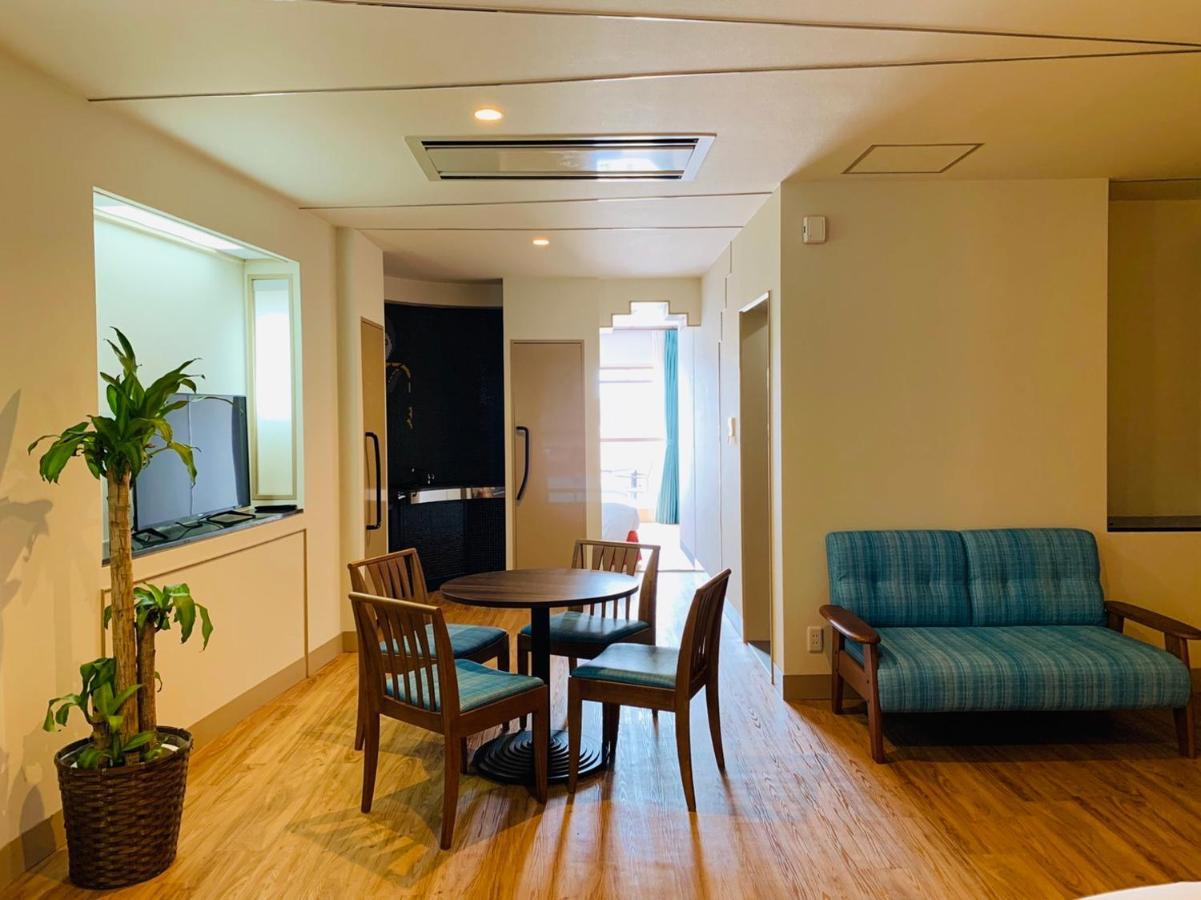 ฮิยางุง ลาไน รีสอร์ต โอกินาวา Hotel Okinawa ภายนอก รูปภาพ